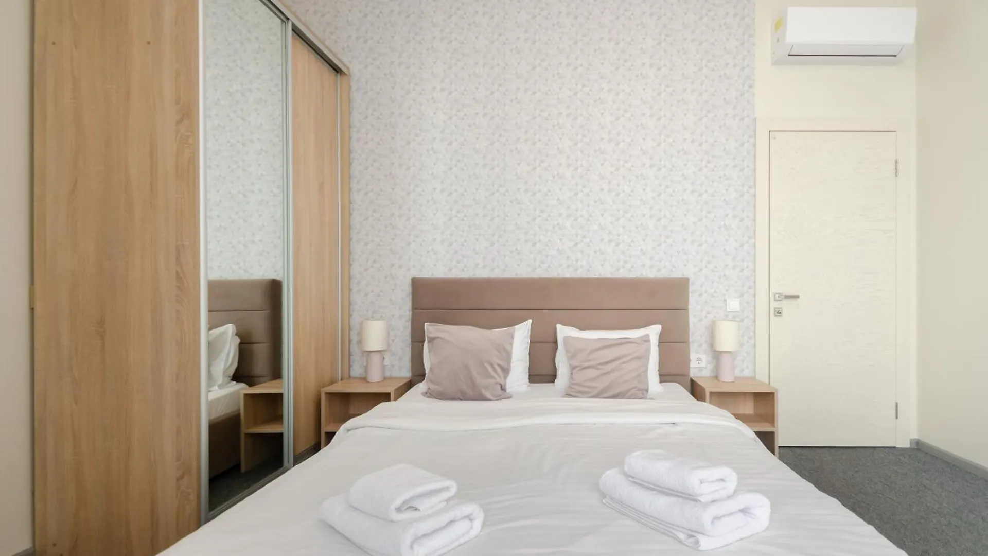 Kyiv View Railway Station Hotel