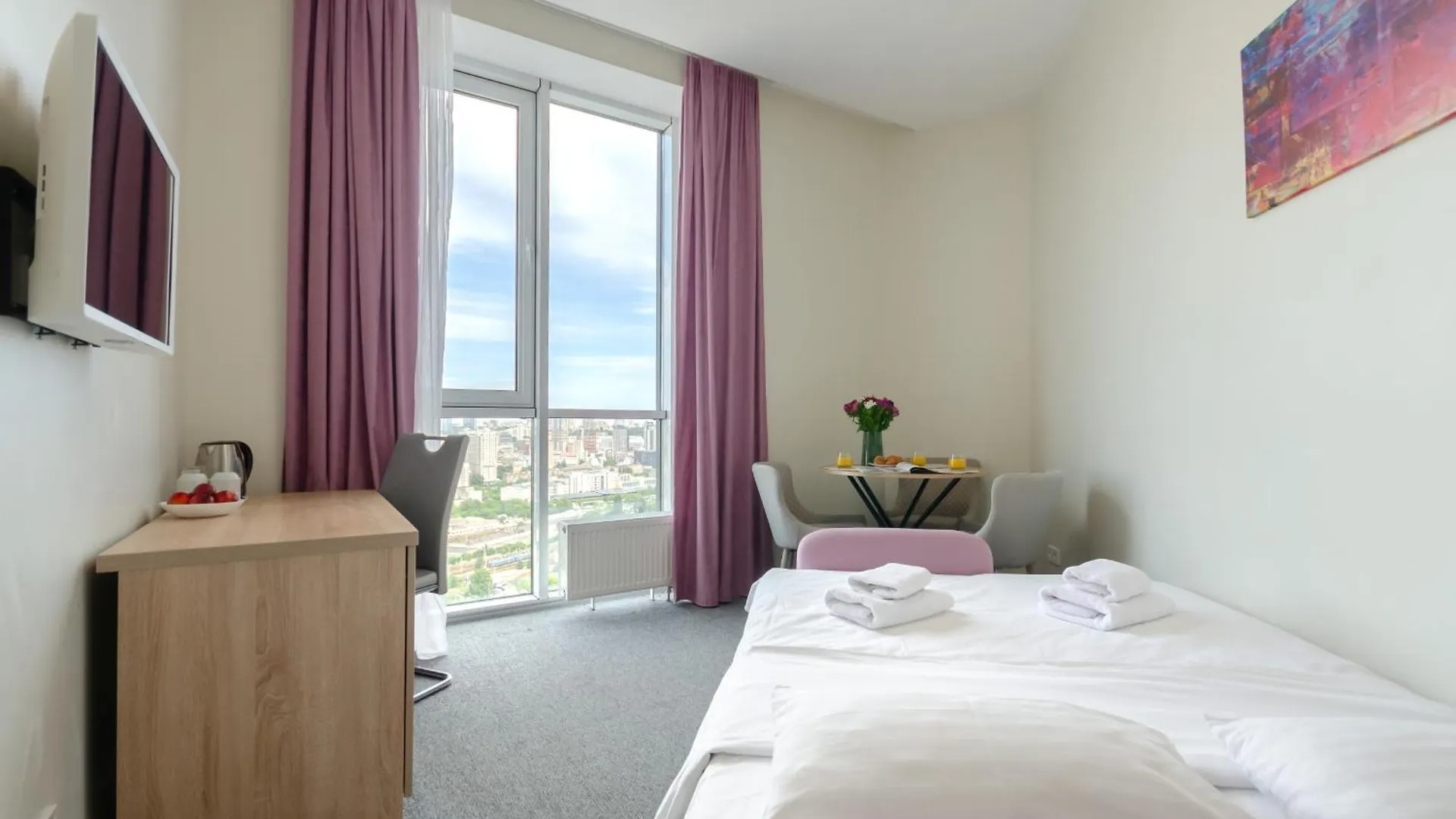 Kyiv View Railway Station Hotel