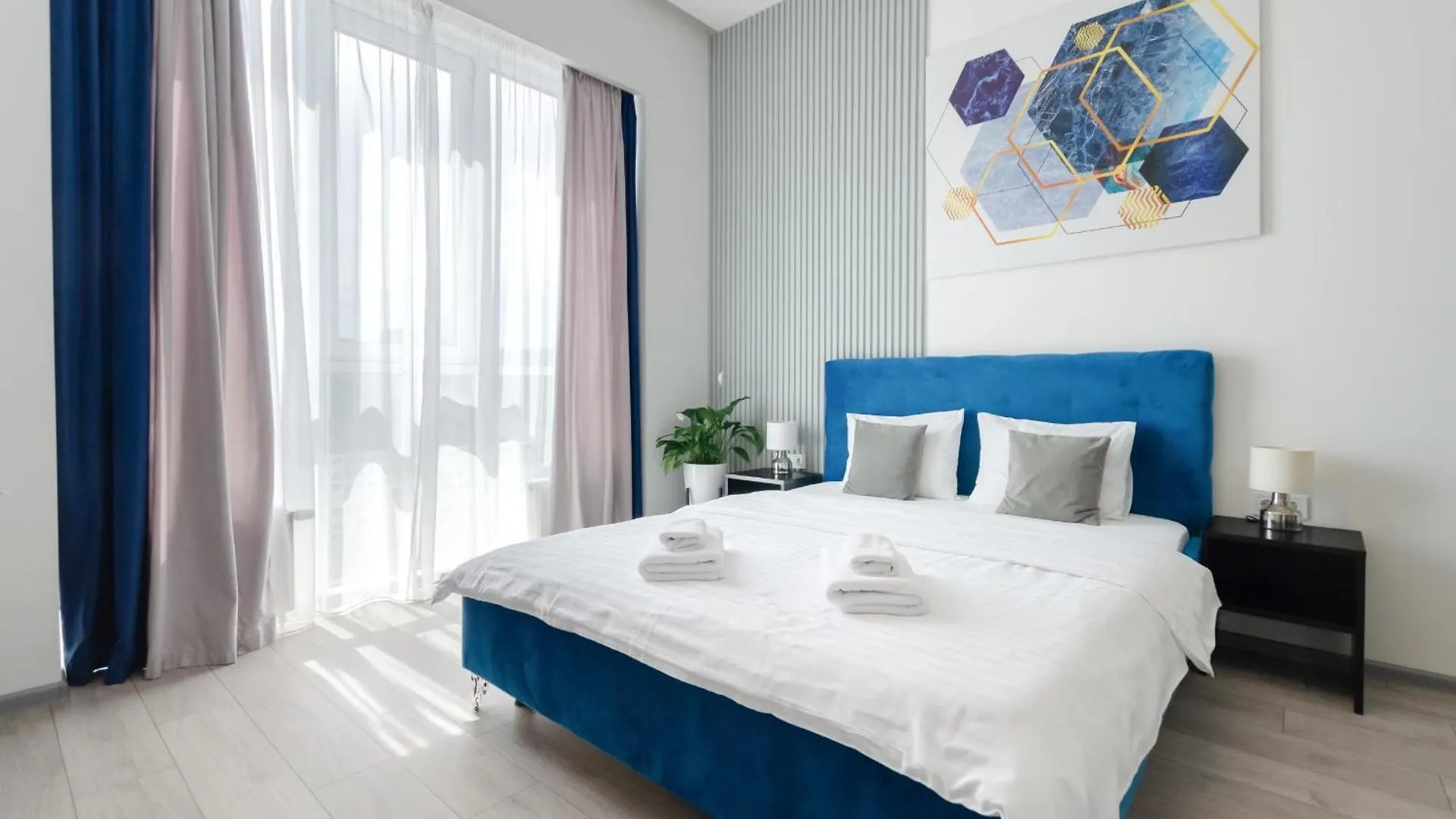 Kyiv View Railway Station Hotel